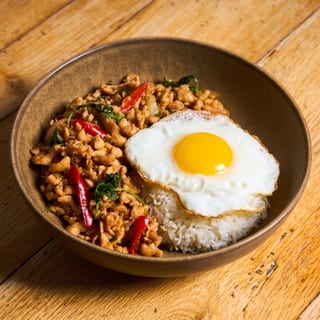 L Ka Prow Gai Kai Dow